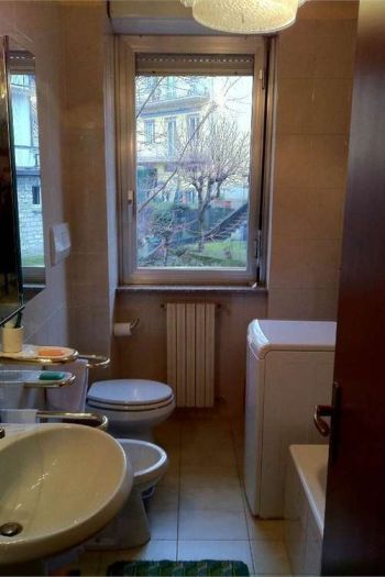 Appartamento con garage e balcone Lora