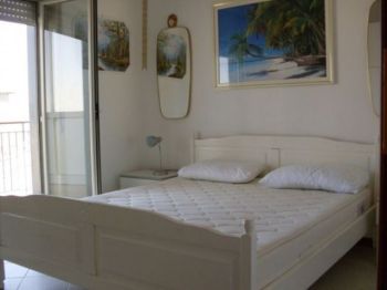 Bilocale arredato con balcone Roccalumera - Altre fotografie