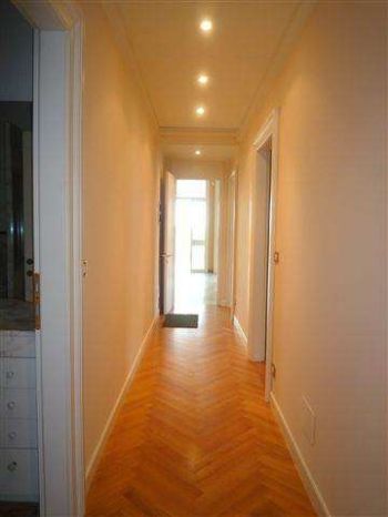 Attico con balcone e aria condizionata
