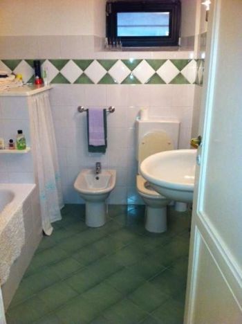 Appartamento con terrazzo e posto auto
