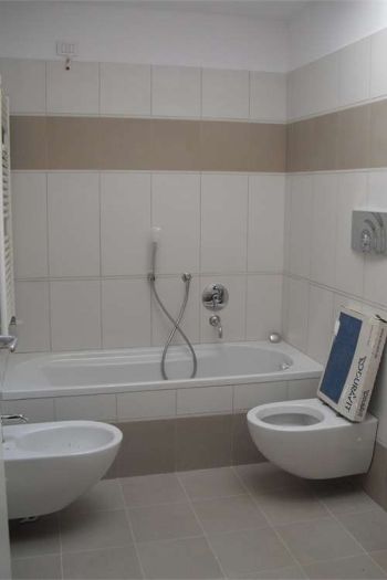 Casa nuova costruzione con balcone Zerbo