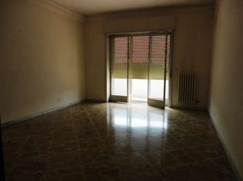 Appartamento con balcone e garage Stadio a