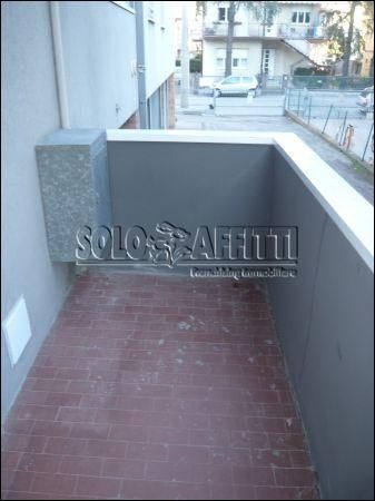 Appartamento con posto auto e balcone