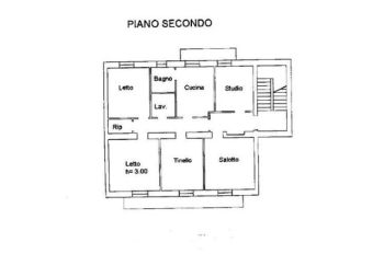 Casa con balcone e posto auto Mazzini
