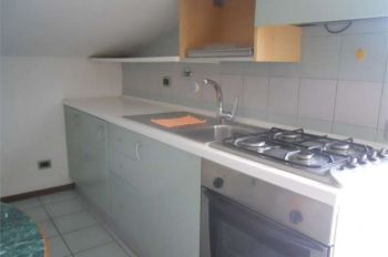Monolocale arredato con posto auto San sisto