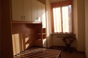 Appartamento arredato con balcone Centrale