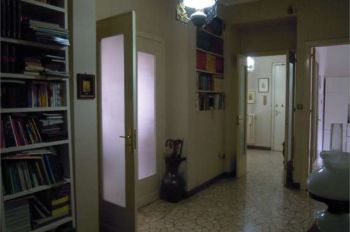 Casa con aria condizionata e balcone