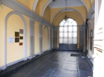 Casa da ristrutturare con balcone Centro - Altre fotografie