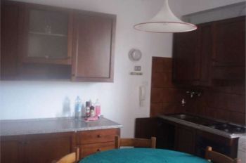 Casa con terrazzo e posto auto Borgo po/ cavoretto