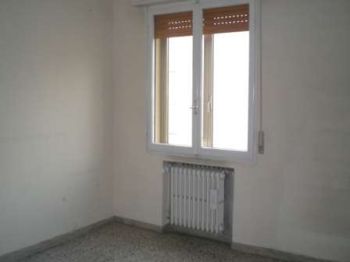 Casa con aria condizionata e balcone