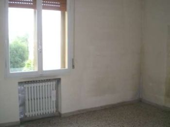 Casa con aria condizionata e balcone
