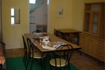 Appartamento con posto auto e giardino