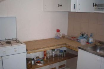 Appartamento con posto auto e giardino