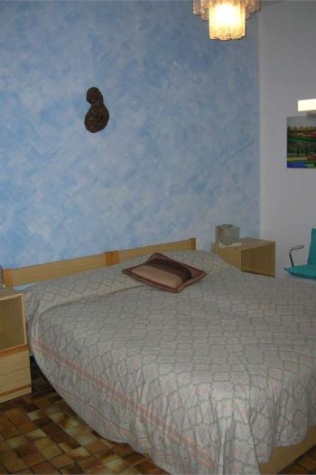 Casa arredata con terrazzo Loano