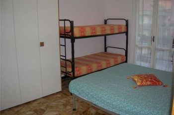 Casa con balcone Loano