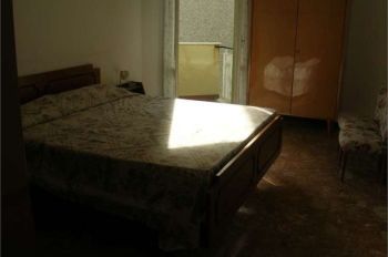 Appartamento arredato con balcone Loano