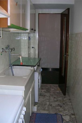 Appartamento arredato con balcone Loano