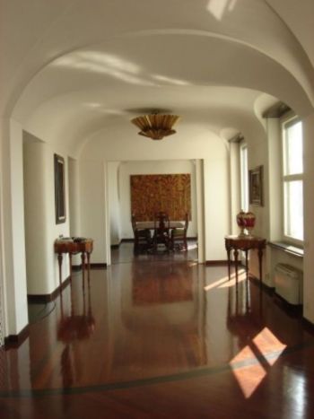Casa arredata con terrazzo Repubblica, stazione centrale - Altre fotografie