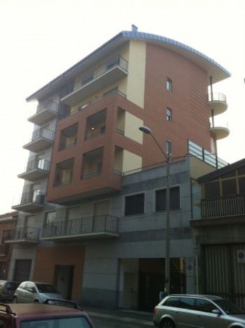 Casa con balcone e garage Pozzo strada - Altre fotografie