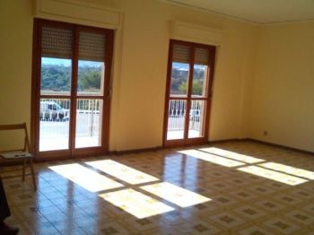 Casa con balcone Periferia - Altre fotografie