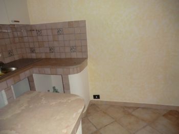 Casa arredata con posto auto Materdomini - Altre fotografie
