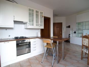 Appartamento arredato con balcone Castello Di Serravalle