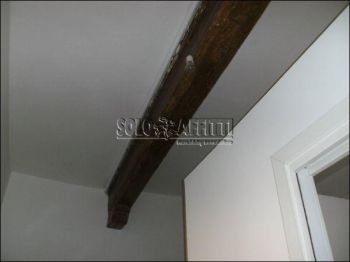 Appartamento da ristrutturare con balcone