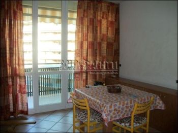 Monolocale arredato con terrazzo Stazione