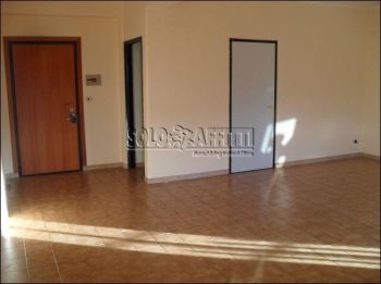 Trilocale con garage e balcone Belpasso