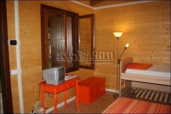 Monolocale arredato con posto auto Borgo rivo