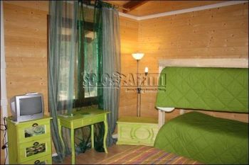 Monolocale arredato con posto auto Borgo rivo