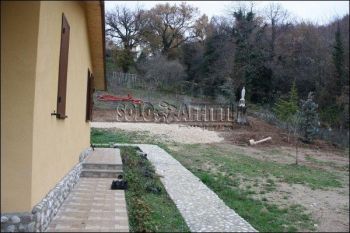 Monolocale arredato con posto auto Borgo rivo