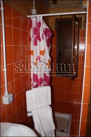 Monolocale arredato con posto auto Borgo rivo