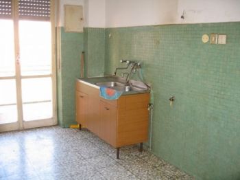 Casa con balcone Zona nord