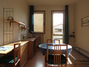 Monolocale arredato Istituti - ospedali
