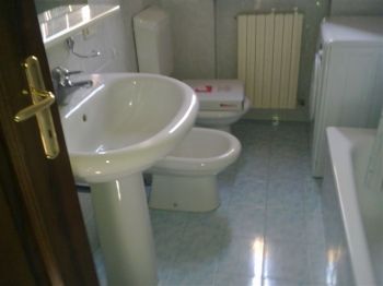 Appartamento arredato con posto auto