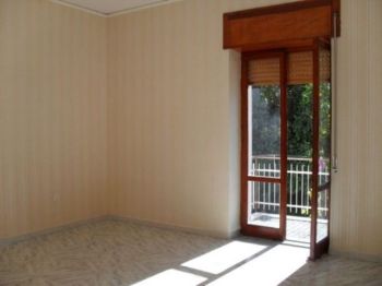 Trilocale con balcone e giardino Pianura - Altre fotografie