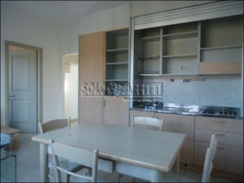 Appartamento arredato con posto auto