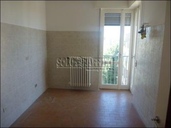 Casa con garage e balcone San Giorgio Su Legnano