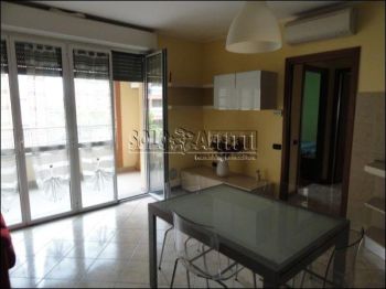Appartamento arredato con balcone Burgo