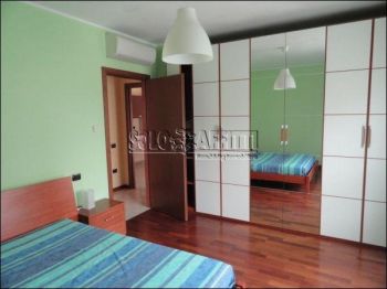 Appartamento arredato con balcone Burgo