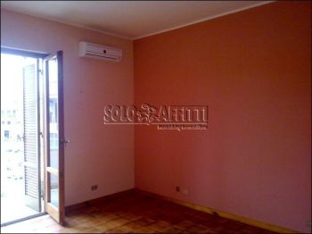 Bilocale con balcone e posto auto Cannizzaro