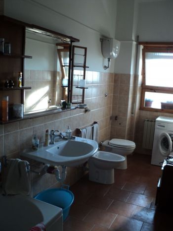 Cinecitt� Est panoramico trilocale - Bagno