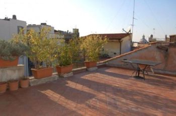 Attico arredato con balcone Centro storico - Altre fotografie