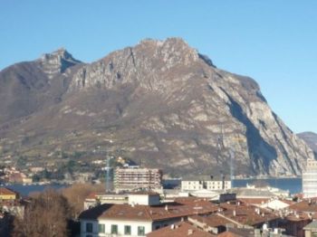 Appartamento arredato con balcone Centro - Altre fotografie