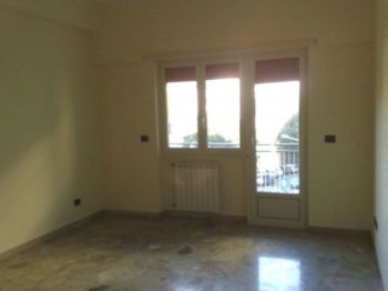 Trilocale con balcone e aria condizionata - Altre fotografie