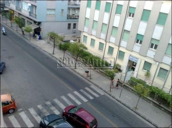 Monolocale arredato Centro