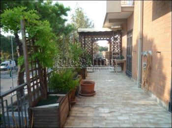 Casa arredata con terrazzo Colonnella