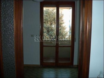 Casa con balcone e posto auto Isolotto e legnaia