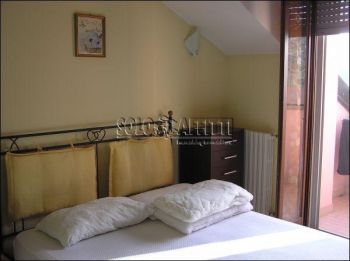 Trilocale arredato con balcone Vittuone